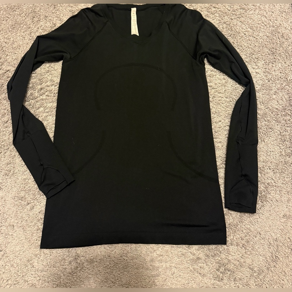Lululemon Black Long Sleeve Women's Top size 10